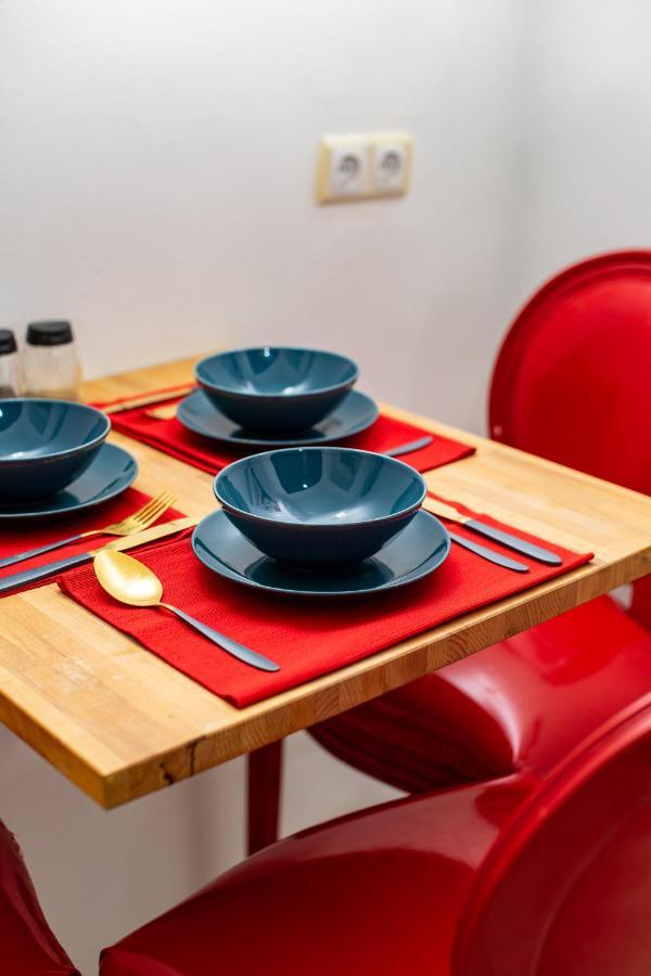 Little Cola Apartment In Dohany Street With Ac Boedapest Buitenkant foto